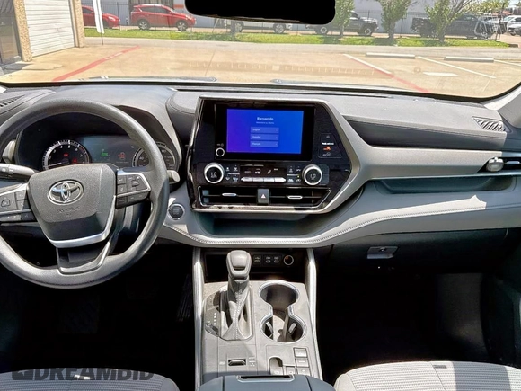 2023 Toyota Highlander L with VIN 5TDKDRAH1PS526764, listed as a Copart auction lot 67452805 with 9,841 mi miles and Clean title. Bid and sale history available at DreamBid. Image 9.