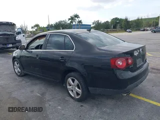 2008 Volkswagen Jetta SE с VIN 3VWRZ71K68M077189, выставлен на аукционе IAAI как лот 42061992 с пробегом Не указан миль и . История ставок и продаж доступна на DreamBid. Изображение 3.