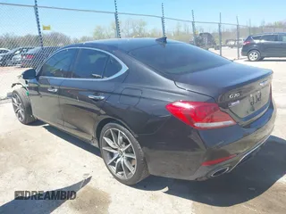 2019 Genesis G70 Advanced z VIN KMTG54LE3KU017600, wystawiony jako IAAI lot #42207355 z przebiegiem 58 407 mil mil oraz . Historia ofert i sprzedaży dostępna na DreamBid. Obrazek 3.