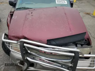 2001 GMC Jimmy SLT with VIN 1GKDT13W512219142, listed as a Copart auction lot 85045234 with 0 mi miles and Salvage Title. Bid and sale history available at carsss.com. Image 14.