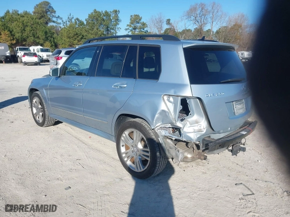 2014 Mercedes-Benz GLK-Class GLK 250 BlueTEC with VIN WDCGG0EB0EG265336, listed as a IAAI auction lot 41304188 with 63,221 mi miles. Bid and sale history available at carsss.com. Image 3.