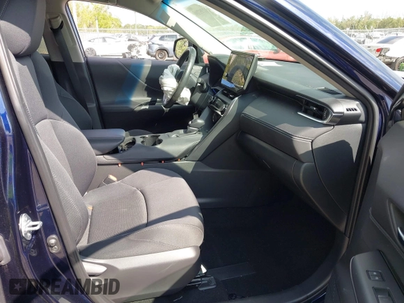 2023 Toyota Venza LE with VIN JTEAAAAH4PJ141777, listed as a IAAI auction lot 41752258 with 41,475 mi miles and . Bid and sale history available at carsss.com. Image 5.