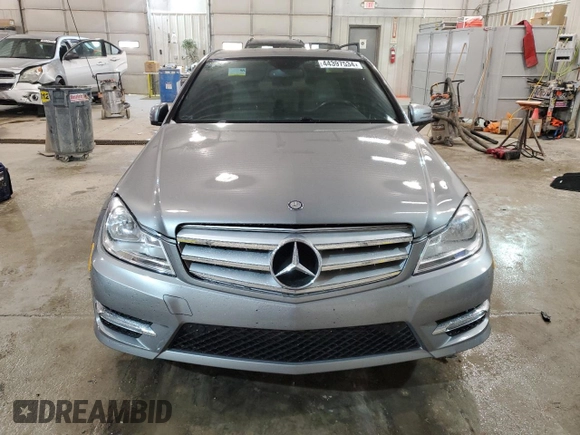 2013 Mercedes-Benz C 250 Sport with VIN WDDGF4HBXDA853389, listed as a Copart auction lot 44397534 with 102,521 mi miles and Clean title. Bid and sale history available at DreamBid. Image 5.