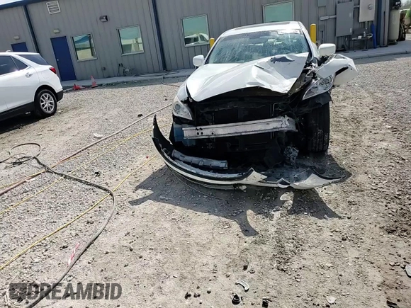2013 Infiniti M with VIN JN1BY1AR0DM602077, listed as a Copart auction lot 43249275 with 176,392 mi miles and Salvage title. Bid and sale history available at DreamBid. Image 13.