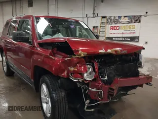 2014 Jeep Patriot Latitude с VIN 1C4NJRFB4ED884900, выставлен на аукционе IAAI как лот 41762139 с пробегом 131 635 миль миль и . История ставок и продаж доступна на DreamBid. Изображение 6.