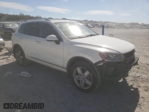 2012 Volkswagen Touareg Sport z VIN WVGFK9BP5CD000233, wystawiony jako Copart lot #46517515 z przebiegiem 198 242 mil mil oraz Szkoda całkowita • Salvage title. Historia ofert i sprzedaży dostępna na DreamBid. Obrazek 4.