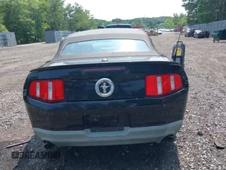 2012 Ford Mustang V6 with VIN 1ZVBP8EM9C5220207, listed as a IAAI auction lot 42484243 with 93,037 mi miles and . Bid and sale history available at DreamBid. Image 16.