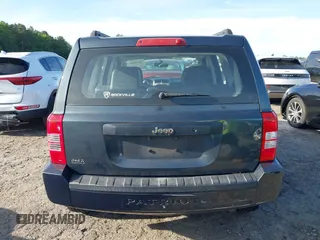 2008 Jeep Patriot Sport с VIN 1J8FT28018D601044, выставлен на аукционе IAAI как лот 42280611 с пробегом 168 725 миль миль и . История ставок и продаж доступна на DreamBid. Изображение 16.