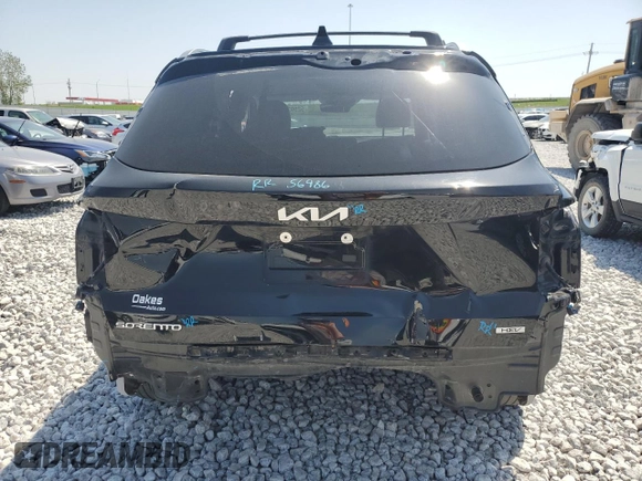 2023 Kia Sorento EX z VIN KNDRHDLG8P5166926, wystawiony jako Copart lot #52593285 z przebiegiem 59 773 mil mil oraz Szkody całkowita. Historia ofert i sprzedaży dostępna na DreamBid. Obrazek 6.