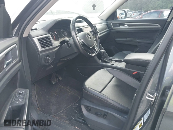 2018 Volkswagen Atlas SE с VIN 1V2DR2CA6JC535940, выставлен на аукционе IAAI как лот 42160564 с пробегом 101 140 миль миль и . История ставок и продаж доступна на DreamBid. Изображение 5.