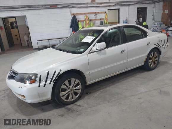 2002 Acura TL Type S with VIN 19UUA56832A023506, listed as a IAAI auction lot 42185075 with 218,703 mi miles. Bid and sale history available at carsss.com. Image 2.