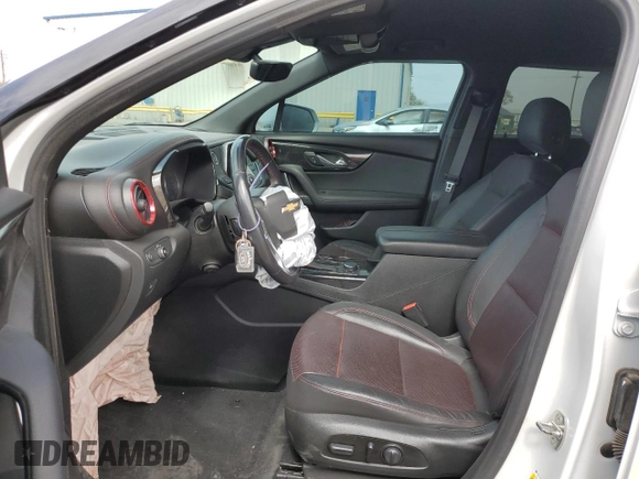 2020 Chevrolet Blazer RS z VIN 3GNKBERS8LS602346, wystawiony jako Copart lot #56731885 z przebiegiem 71 726 mil mil oraz Szkoda całkowita • Salvage title. Historia ofert i sprzedaży dostępna na DreamBid. Obrazek 7.