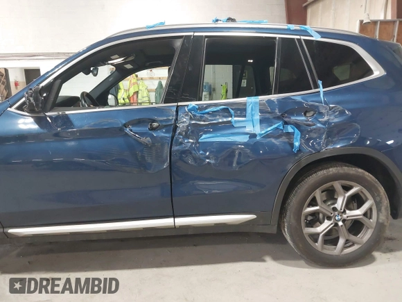 2021 BMW X3 xDrive30i with VIN 5UXTY5C02M9G23931, listed as a IAAI auction lot 41949325 with 44,345 mi miles and . Bid and sale history available at DreamBid. Image 6.