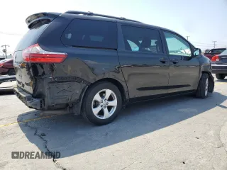 2017 Toyota Sienna LE Auto Access Seat with VIN 5TDKZ3DC3HS862142, listed as a Copart auction lot 55682985 with 85,833 mi miles and Salvage title. Bid and sale history available at DreamBid. Image 3.