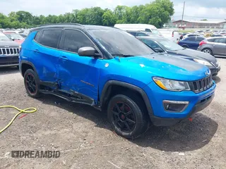 2018 Jeep Compass Trailhawk с VIN 3C4NJDDB3JT212689, выставлен на аукционе IAAI как лот 42628715 с пробегом 209 321 миль миль и . История ставок и продаж доступна на DreamBid. Изображение 1.