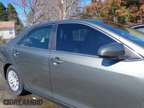2012 Toyota Camry L with VIN 4T1BF1FK3CU609078, listed as a IAAI auction lot 41884818 with 188,947 mi miles. Bid and sale history available at carsss.com. Image 13.