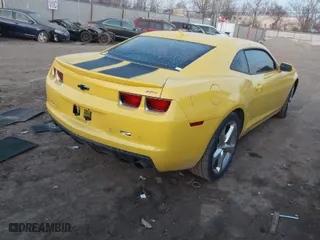 2013 Chevrolet Camaro LT with VIN 2G1FC1E38D9129666, listed as a IAAI auction lot 41784316 with 156,181 mi miles. Bid and sale history available at carsss.com. Image 4.