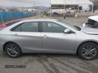 2015 Toyota Camry XLE z VIN 4T1BF1FK2FU484448, wystawiony jako IAAI lot #41798583 z przebiegiem 84 985 mil mil oraz . Historia ofert i sprzedaży dostępna na DreamBid. Obrazek 13.