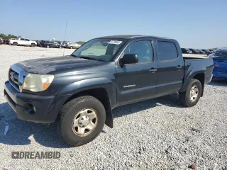 2010 Toyota Tacoma PreRunner z VIN 3TMJU4GN9AM103255, wystawiony jako Copart lot #53799655 z przebiegiem 210 998 mil mil oraz Szkoda całkowita • Salvage title. Historia ofert i sprzedaży dostępna na DreamBid. Obrazek 1.