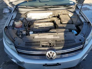 2012 Volkswagen Tiguan LE z VIN WVGAV7AX6CW594438, wystawiony jako Copart lot #42971665 z przebiegiem 120 532 mil mil oraz Szkoda całkowita • Salvage title. Historia ofert i sprzedaży dostępna na DreamBid. Obrazek 12.