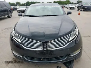 2014 Lincoln MKZ Hybrid with VIN 3LN6L2LU7ER833681, listed as a Copart auction lot 63560935 with 109,341 mi miles and Clean title. Bid and sale history available at DreamBid. Image 5.