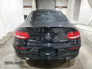 2018 Mercedes-Benz C 300 z VIN WDDWJ4KB0JF660122, wystawiony jako Copart lot #51083175 z przebiegiem 85 388 mil mil oraz Szkoda całkowita • Salvage title. Historia ofert i sprzedaży dostępna na DreamBid. Obrazek 6.