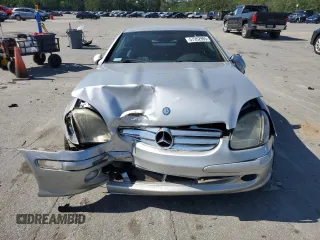 2001 Mercedes-Benz SLK 230 Kompressor с VIN WDBKK49F41F199410, выставлен на аукционе Copart как лот 57952965 с пробегом 54 646 миль миль и Списание • Salvage title. История ставок и продаж доступна на DreamBid. Изображение 5.