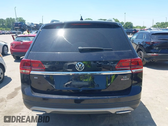 2018 Volkswagen Atlas SE с VIN 1V2KR2CA4JC519792, выставлен на аукционе IAAI как лот 42663715 с пробегом 124 682 миль миль и . История ставок и продаж доступна на DreamBid. Изображение 16.