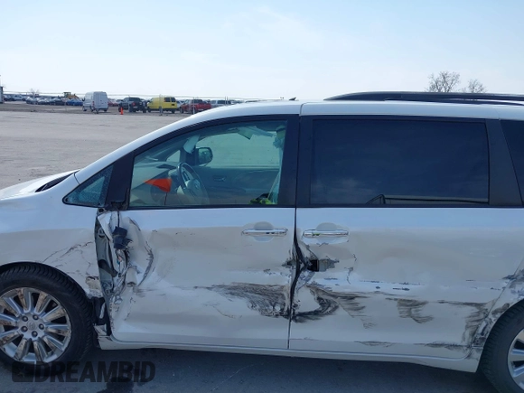 2011 Toyota Sienna XLE with VIN 5TDDK3DC6BS010355, listed as a IAAI auction lot 41998019 with 257,558 mi miles and . Bid and sale history available at DreamBid. Image 15.