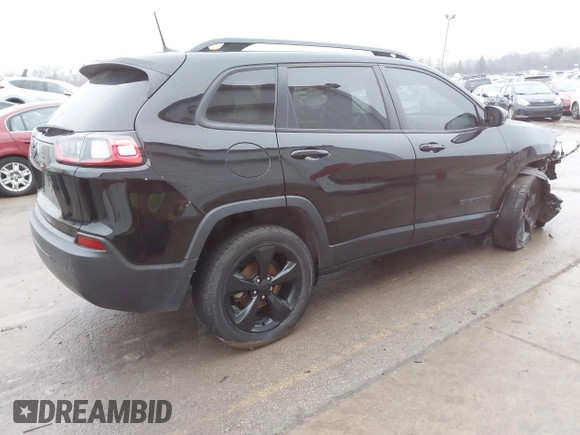 2019 Jeep Cherokee Latitude Plus z VIN 1C4PJLLB8KD396345, wystawiony jako IAAI lot #41201994 z przebiegiem 63 947 mil mil oraz . Historia ofert i sprzedaży dostępna na DreamBid. Obrazek 4.