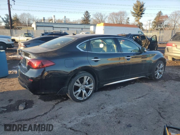 2017 Infiniti Q70 3.7 with VIN JN1BY1PR2HM210568, listed as a Copart auction lot 42121945 with Not provided miles and Salvage title. Bid and sale history available at DreamBid. Image 3.