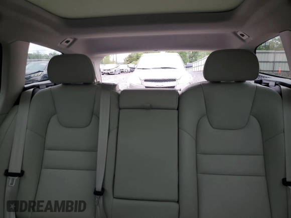 2022 Volvo V60 with VIN YV4102WK5N2093177, listed as a Copart auction lot 57644385 with 66,550 mi miles and Salvage title. Bid and sale history available at DreamBid. Image 10.