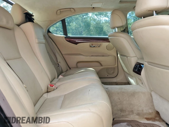 2009 Lexus LS 460 L z VIN JTHGL46FX95033546, wystawiony jako Copart lot #60038445 z przebiegiem 278 645 mil mil oraz Szkoda całkowita • Salvage title. Historia ofert i sprzedaży dostępna na DreamBid. Obrazek 10.