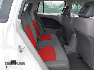 2007 Dodge Caliber SXT z VIN 1B3HB48B57D202346, wystawiony jako IAAI lot #42331290 z przebiegiem 182 814 mil mil oraz . Historia ofert i sprzedaży dostępna na DreamBid. Obrazek 8.