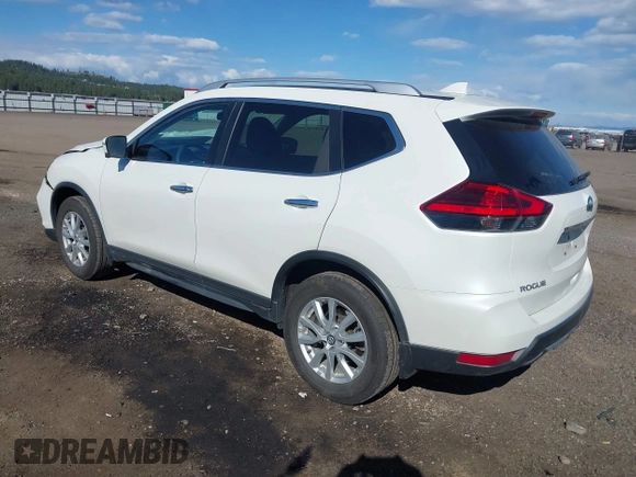 2017 Nissan Rogue SV with VIN KNMAT2MV7HP580637, listed as a IAAI auction lot 42040075 with 47,514 mi miles. Bid and sale history available at carsss.com. Image 3.