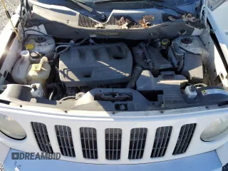 2008 Jeep Patriot Limited with VIN 1J8FT48W18D521193, listed as a Copart auction lot 83746284 with 244,372 mi miles and Salvage Title. Bid and sale history available at DreamBid. Image 13.