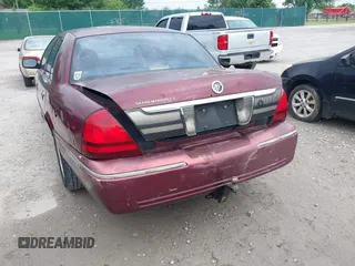 2006 Mercury Grand Marquis LS Premium с VIN 2MEFM75V66X608867, выставлен на аукционе IAAI как лот 42424194 с пробегом 8 201 миль миль и . История ставок и продаж доступна на DreamBid. Изображение 6.