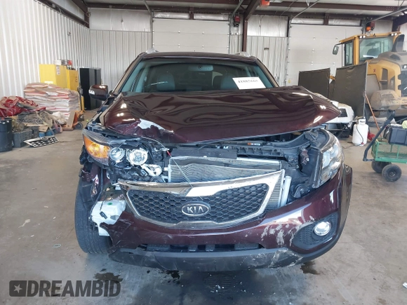 2013 Kia Sorento EX with VIN 5XYKUCA67DG365681, listed as a IAAI auction lot 41885665 with 10,318 mi miles. Bid and sale history available at carsss.com. Image 13.