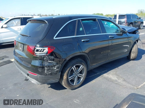 2020 Mercedes-Benz GLC 300 with VIN W1N0G8DB1LF791414, listed as a IAAI auction lot 42321131 with 82,775 mi miles and . Bid and sale history available at DreamBid. Image 4.