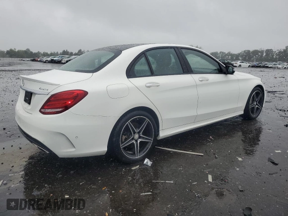 2016 Mercedes-Benz C 300 Luxury z VIN 55SWF4KB7GU142452, wystawiony jako Copart lot #58811165 z przebiegiem 86 683 mil mil oraz Szkoda całkowita • Salvage title. Historia ofert i sprzedaży dostępna na DreamBid. Obrazek 3.