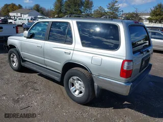2000 Toyota 4Runner SR5 with VIN JT3HN86R5Y0283486, listed as a IAAI auction lot 41601575 with 148,262 mi miles. Bid and sale history available at carsss.com. Image 3.