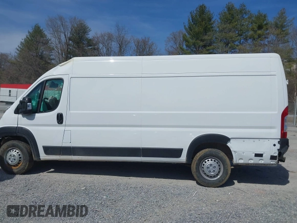 2025 Ram ProMaster Cargo Tradesman with VIN 3C6MRVJG1SE519849, listed as a IAAI auction lot 41782361 with 2,288 mi miles and . Bid and sale history available at DreamBid. Image 13.