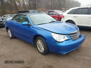 2008 Chrysler Sebring Touring with VIN 1C3LC55R48N642345, listed as a IAAI auction lot 41816321 with 104,709 mi miles. Bid and sale history available at carsss.com. Image 1.