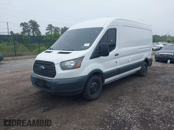 2016 Ford Transit Cargo z VIN 1FTBW2CM3GKA02227, wystawiony jako IAAI lot #42299621 z przebiegiem 145 070 mil mil oraz . Historia ofert i sprzedaży dostępna na DreamBid. Obrazek 2.