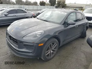 2023 Porsche Macan with VIN WP1AA2A54PLB00584, listed as a Copart auction lot 44817765 with 18,764 mi miles and Salvage Title. Bid and sale history available at carsss.com. Image 1.