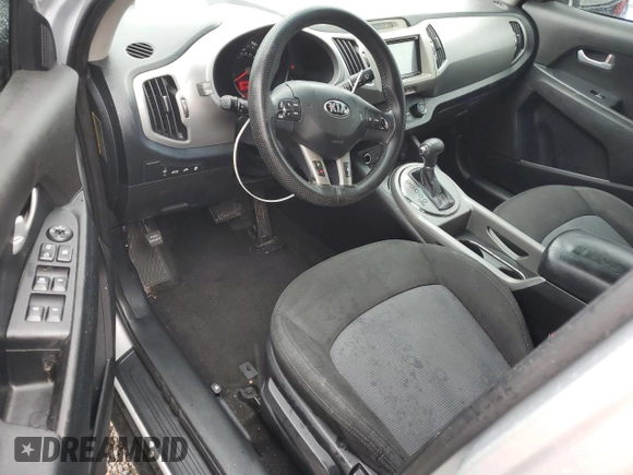 2016 Kia Sportage LX with VIN KNDPB3AC0G7818719, listed as a Copart auction lot 45762365 with 180,283 mi miles and Salvage Title. Bid and sale history available at carsss.com. Image 8.