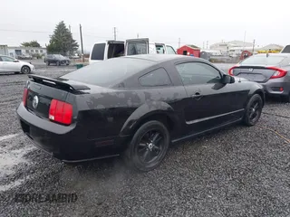 2006 Ford Mustang Standard with VIN 1ZVFT80N565161531, listed as a IAAI auction lot 41097766 with 149,250 mi miles and . Bid and sale history available at DreamBid. Image 4.