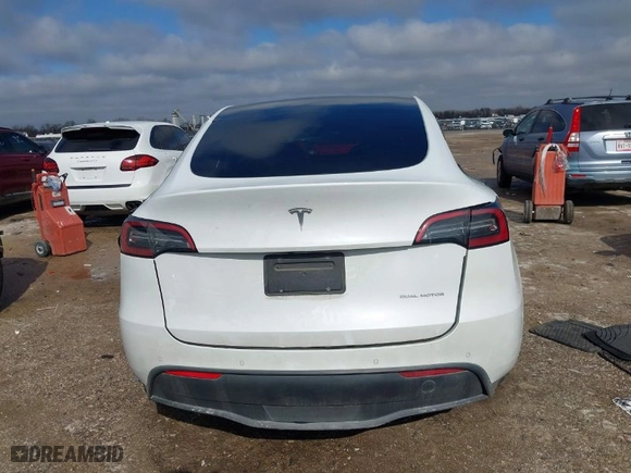2022 Tesla Model Y Long Range with VIN 7SAYGAEEXNF505144, listed as a IAAI auction lot 41419115 with NaN miles. Bid and sale history available at carsss.com. Image 15.