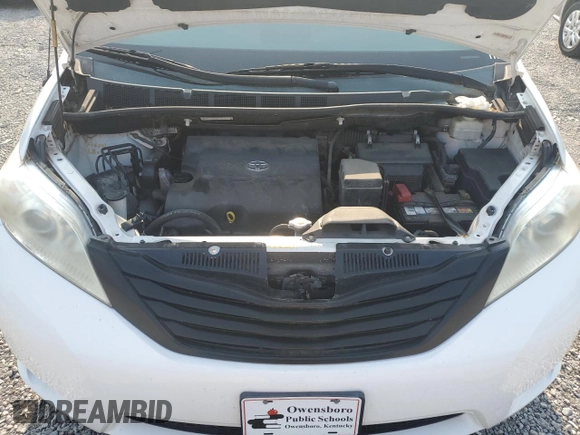 2013 Toyota Sienna L z VIN 5TDZK3DC7DS289663, wystawiony jako Copart lot #59146295 z przebiegiem 124 876 mil mil oraz Szkoda całkowita • Salvage title. Historia ofert i sprzedaży dostępna na DreamBid. Obrazek 12.