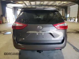 2019 Toyota Sienna XLE with VIN 5TDDZ3DC0KS218985, listed as a Copart auction lot 62550935 with 42,925 mi miles and Salvage title. Bid and sale history available at DreamBid. Image 6.